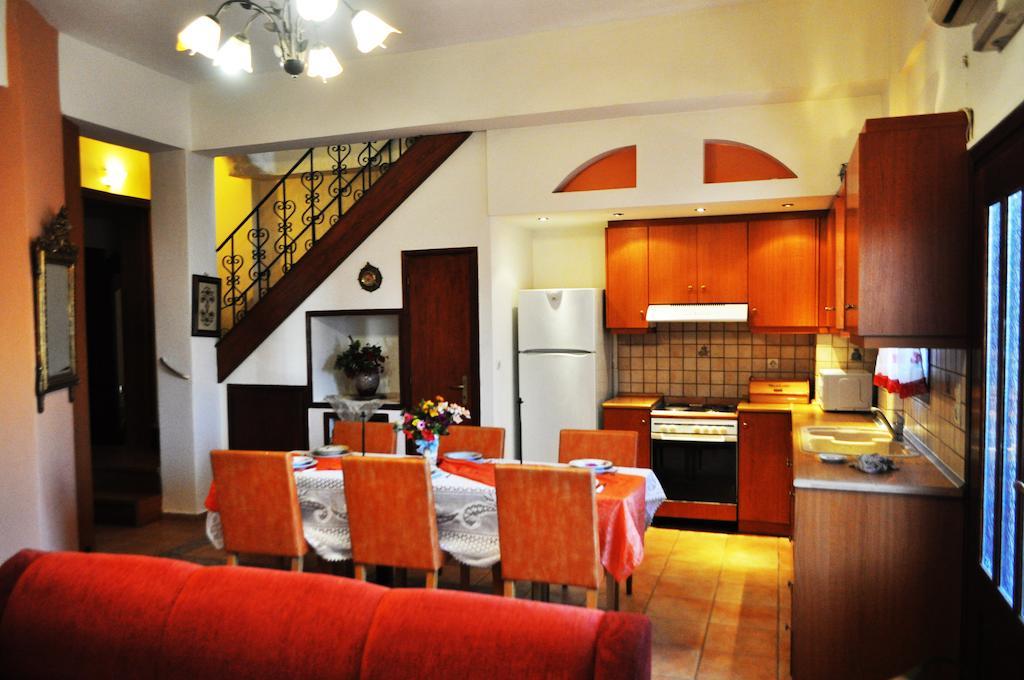 Εlegant Villa Liakos Pigi  Ngoại thất bức ảnh